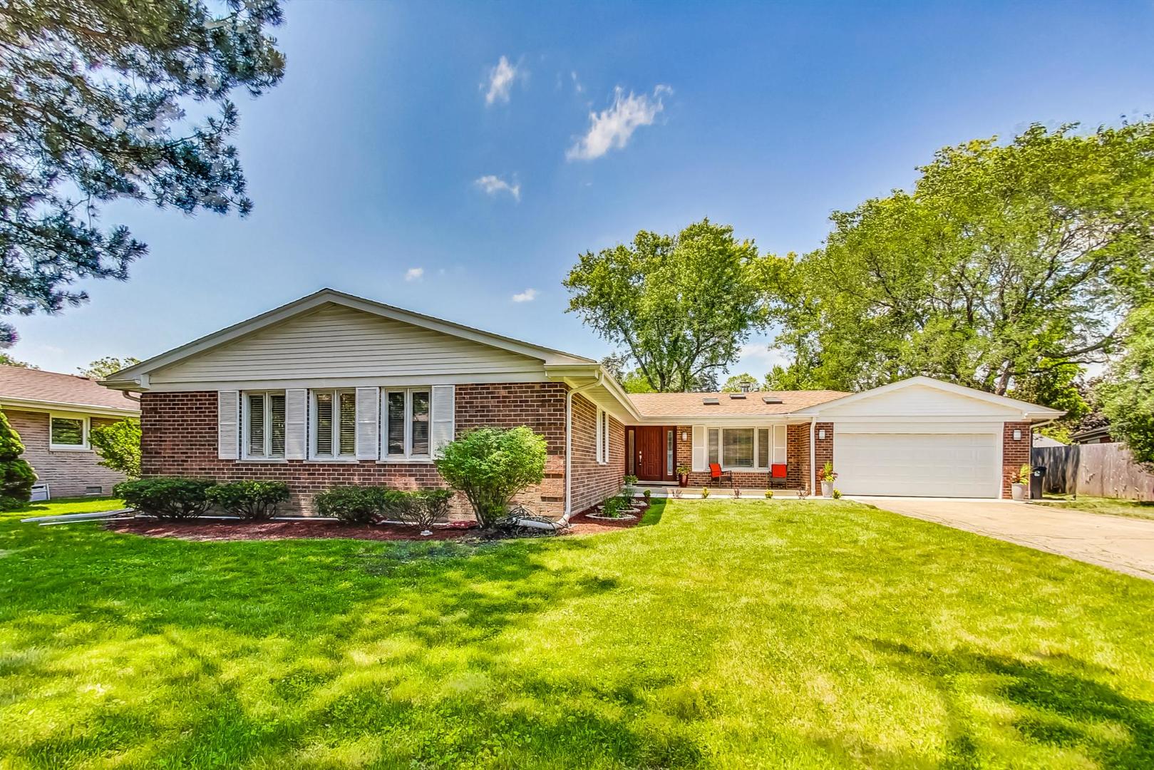 2030 Clover Road, Northbrook, Il 60062