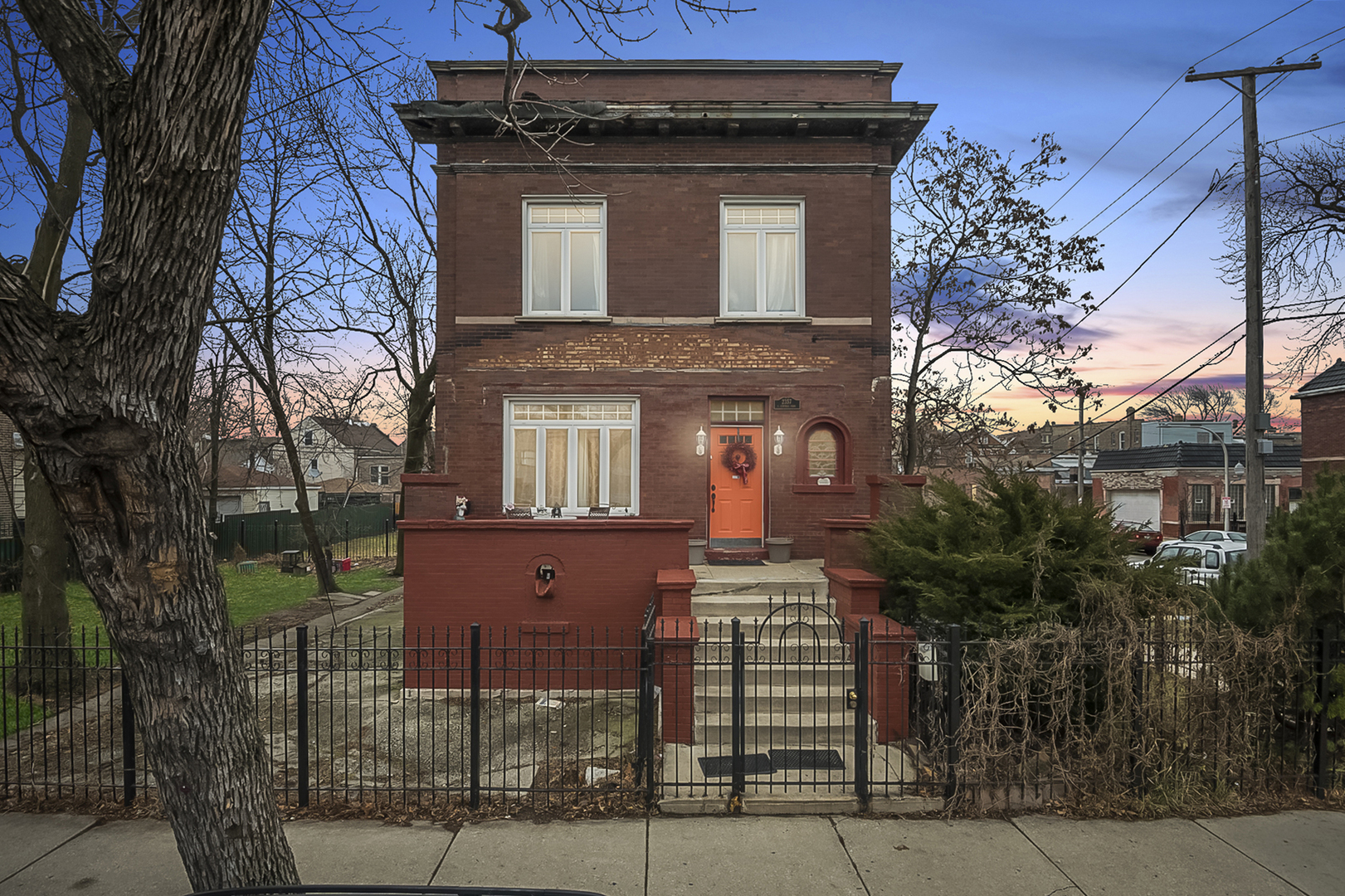 Little Village Real Estate & Little Village Chicago Information