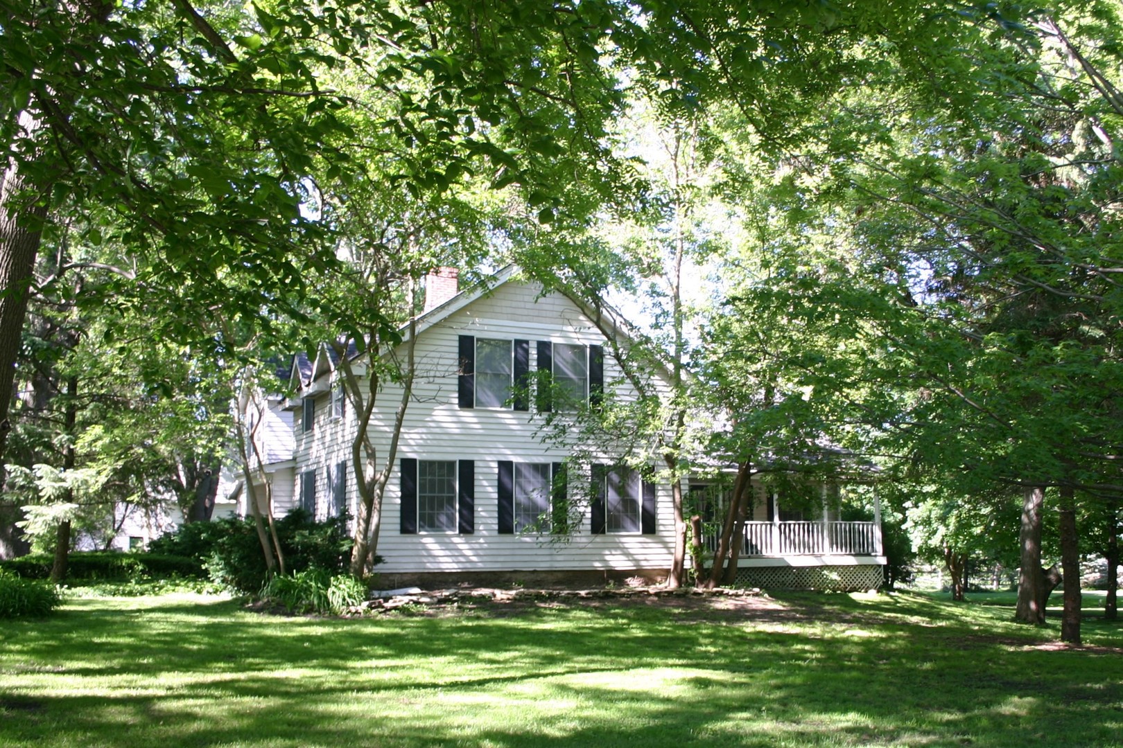 38w020 McDonald, ELGIN, Illinois