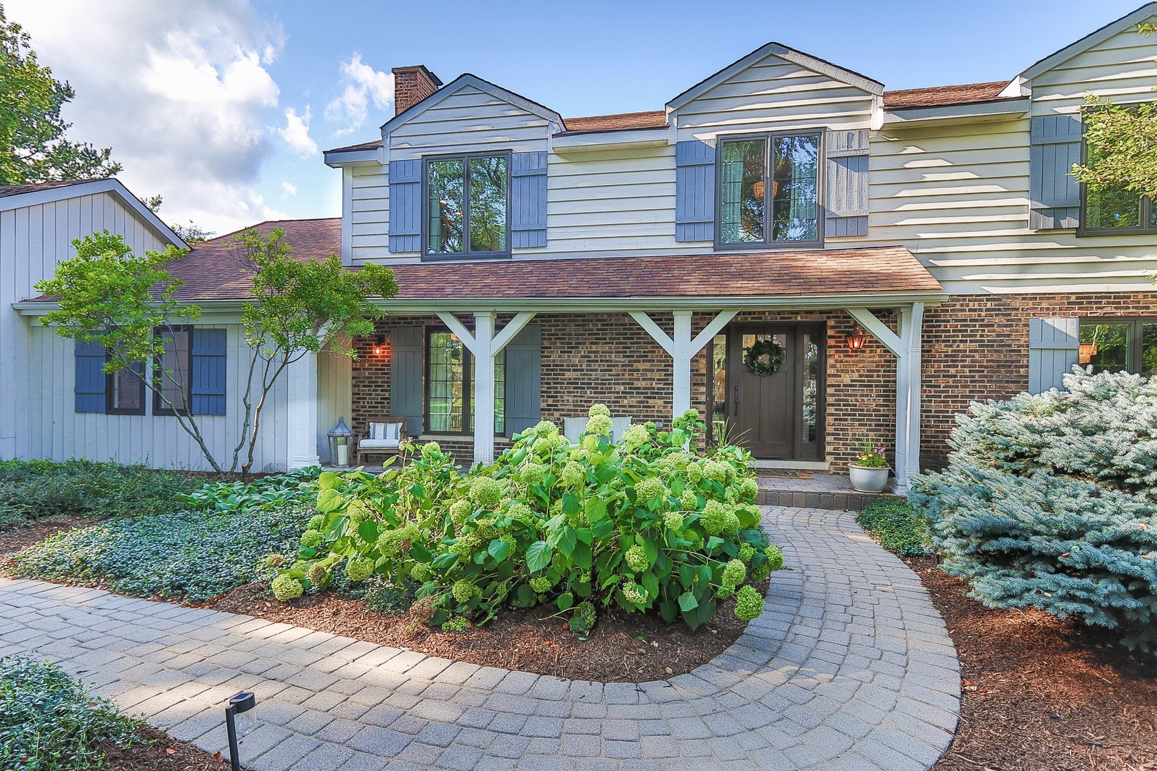 4 bedroom Homes for sale in South Barrington, Illinois South