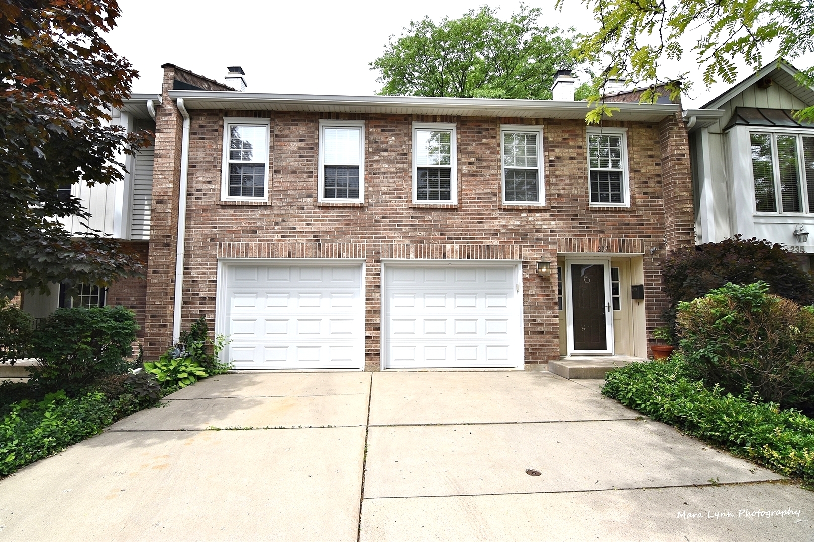 237 Stone Manor, Batavia, Illinois