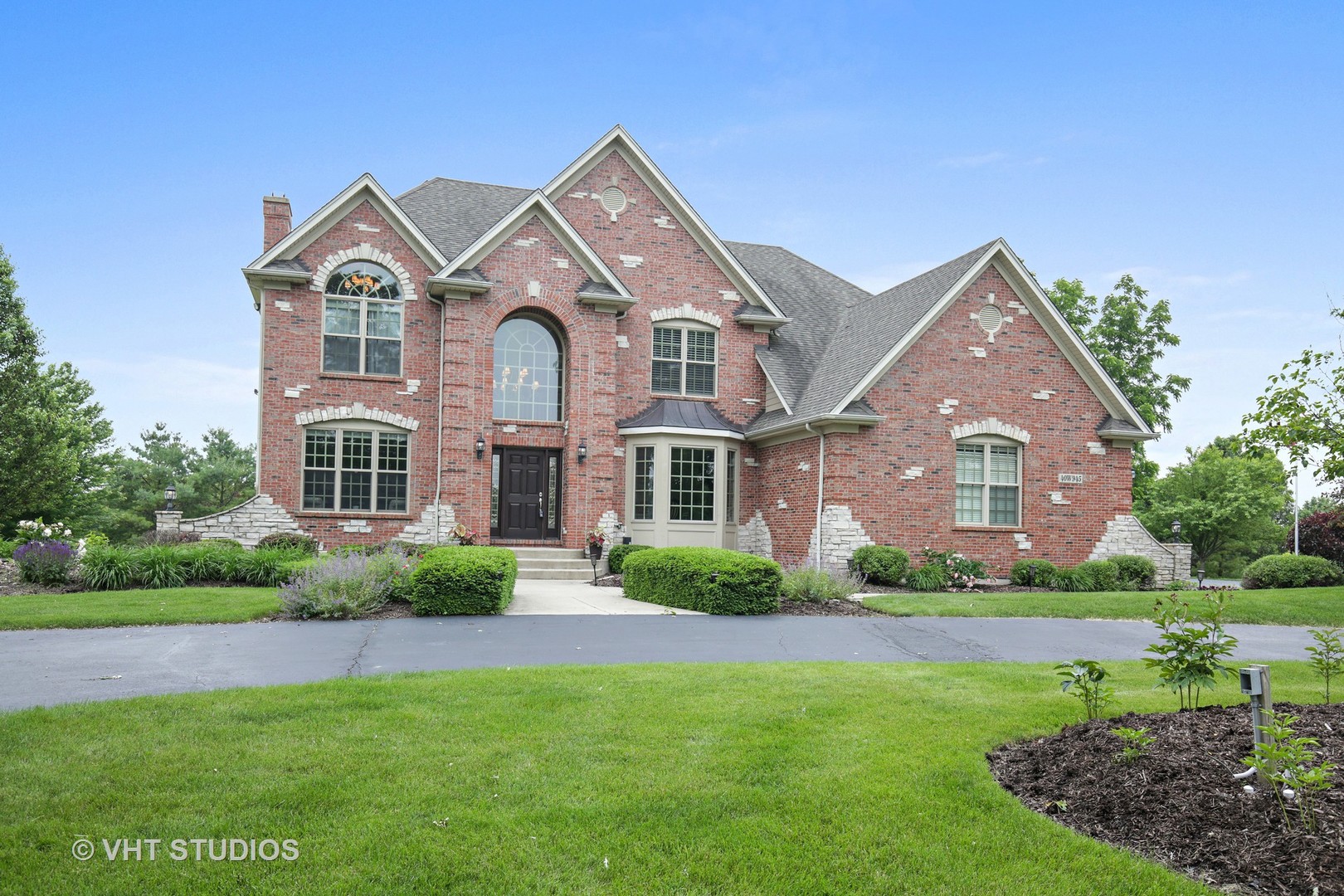 40W945 Campton Trails, ST. CHARLES, Illinois