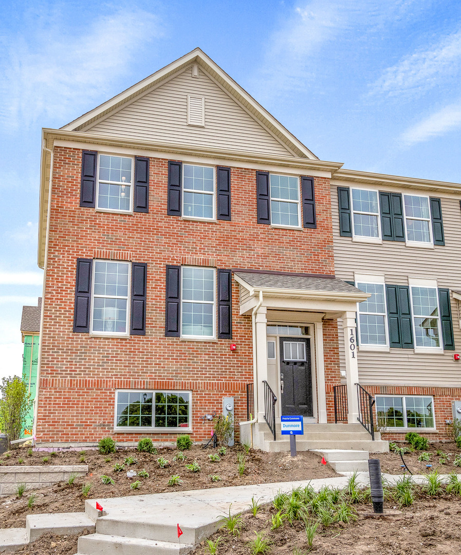 1702 Sager, Batavia, Illinois