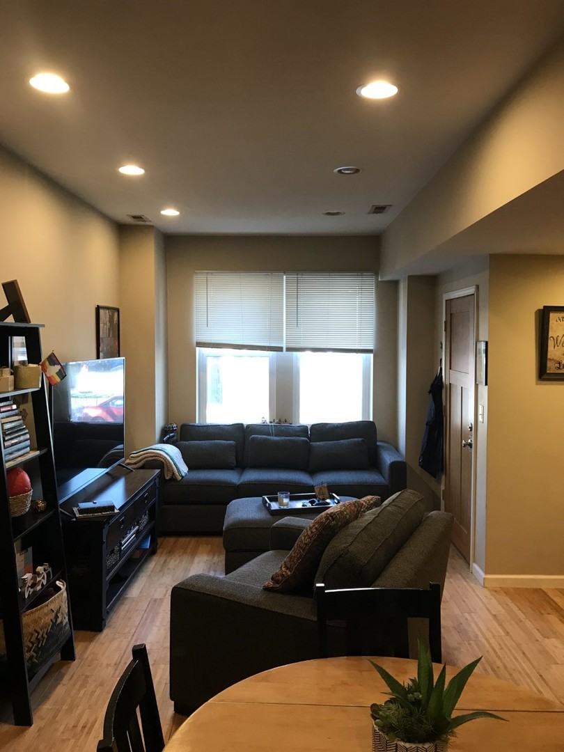 W Medill Ave Chicago Reviews Apartments For Rent Aptamigo