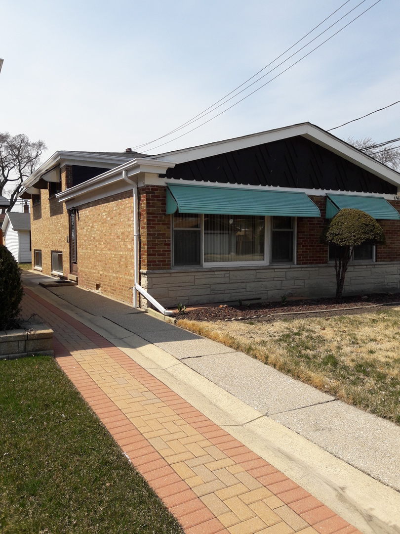 Sauganash Real Estate & Sauganash Chicago Information