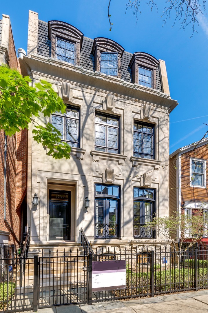 Luxury Homes for sale in Chicago, Illinois Chicago MLS Chicago Real