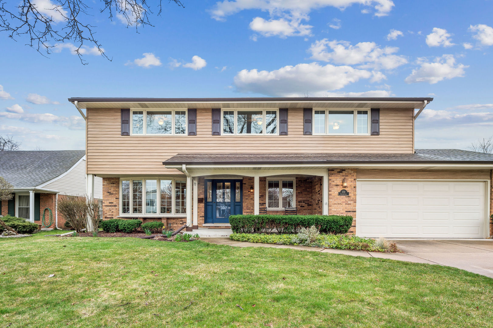 1721 S Chesterfield Drive, Arlington Heights, Il 60005