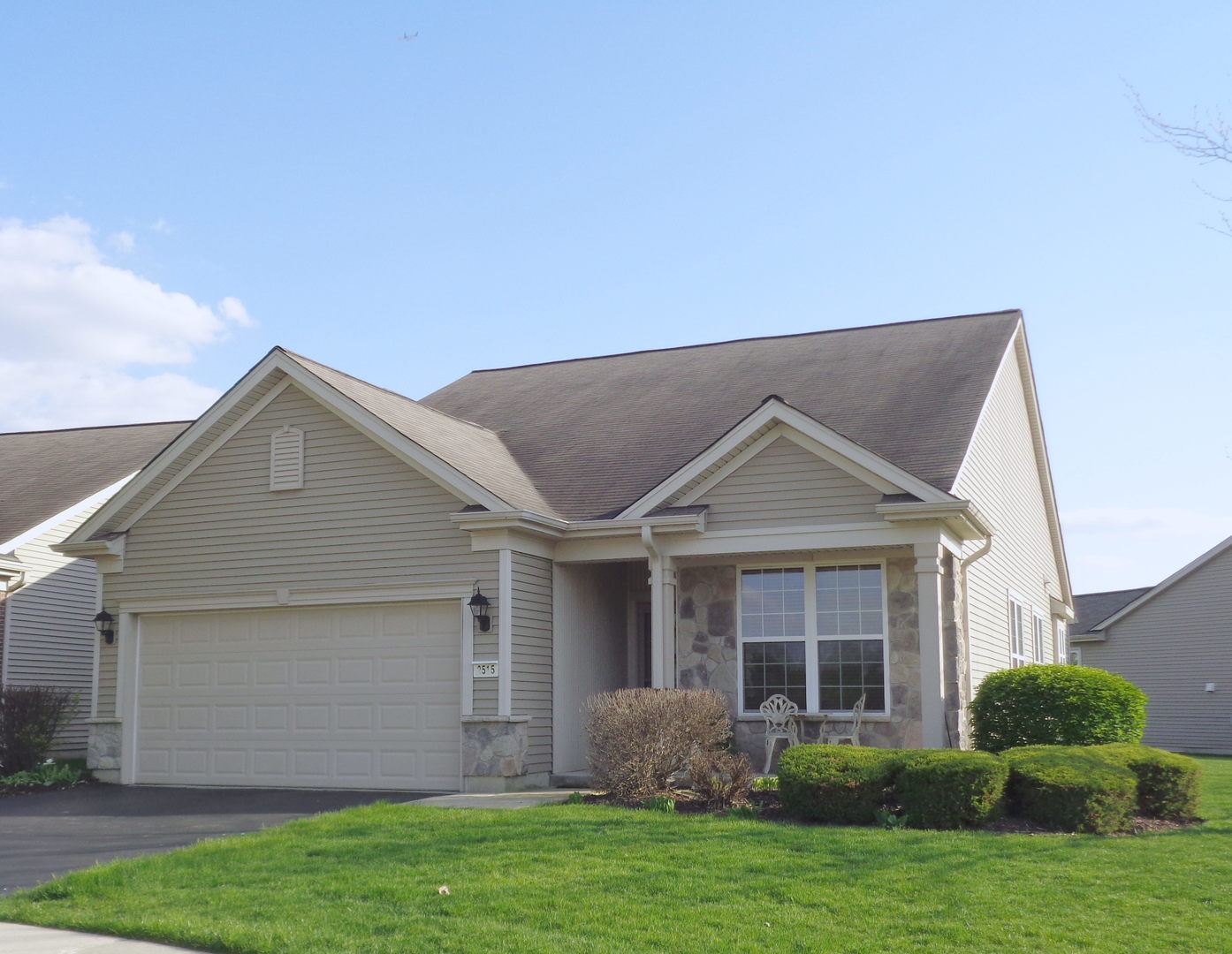2515 Sandlewood, ELGIN, Illinois