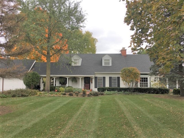 961 North Deerpath, North Aurora, Illinois