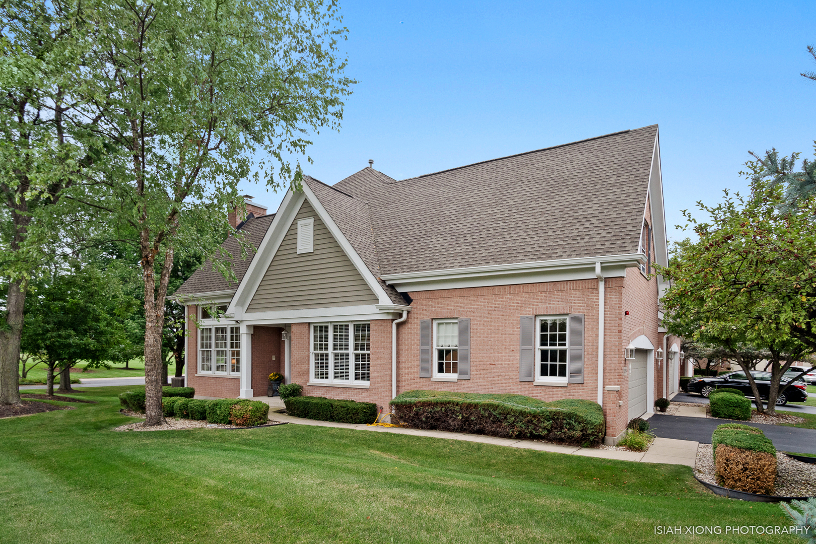 Homes for sale in the White Eagle subdivision Naperville, Illinois