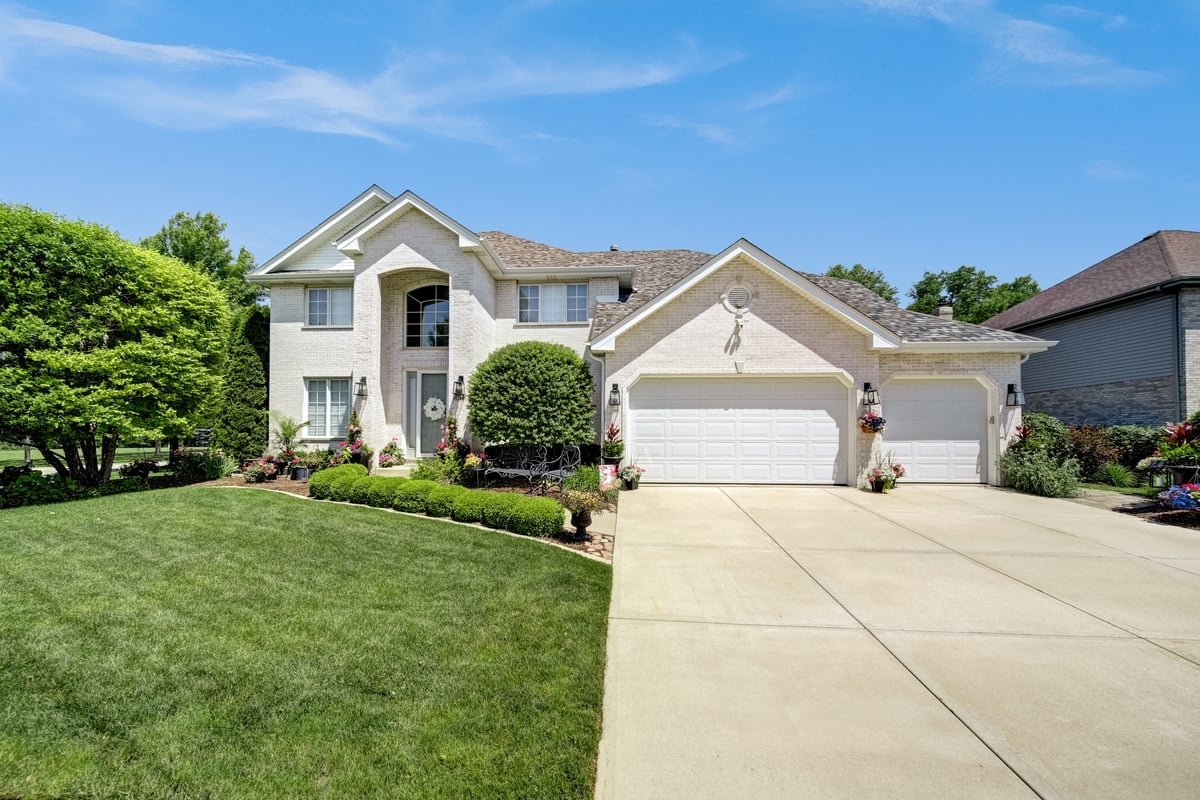 10540 Deer Chase Avenue, Orland Park, Il 60467