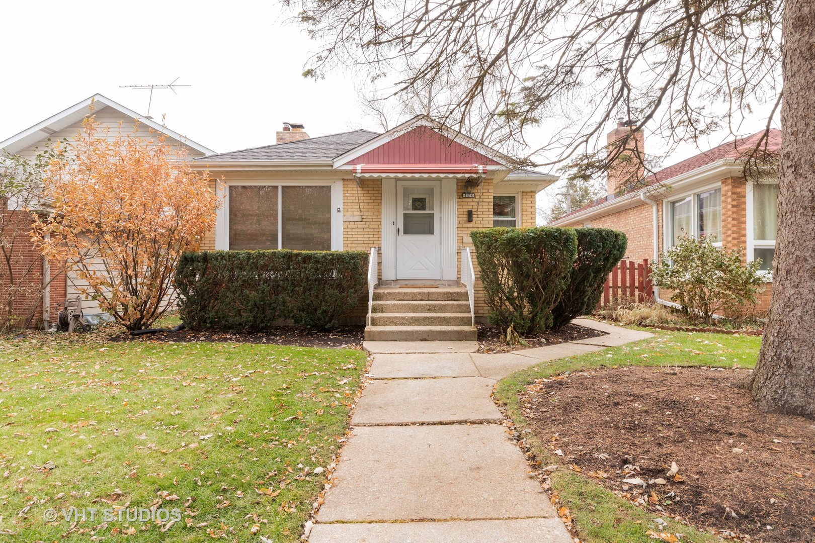 Sauganash Real Estate & Sauganash Chicago Information