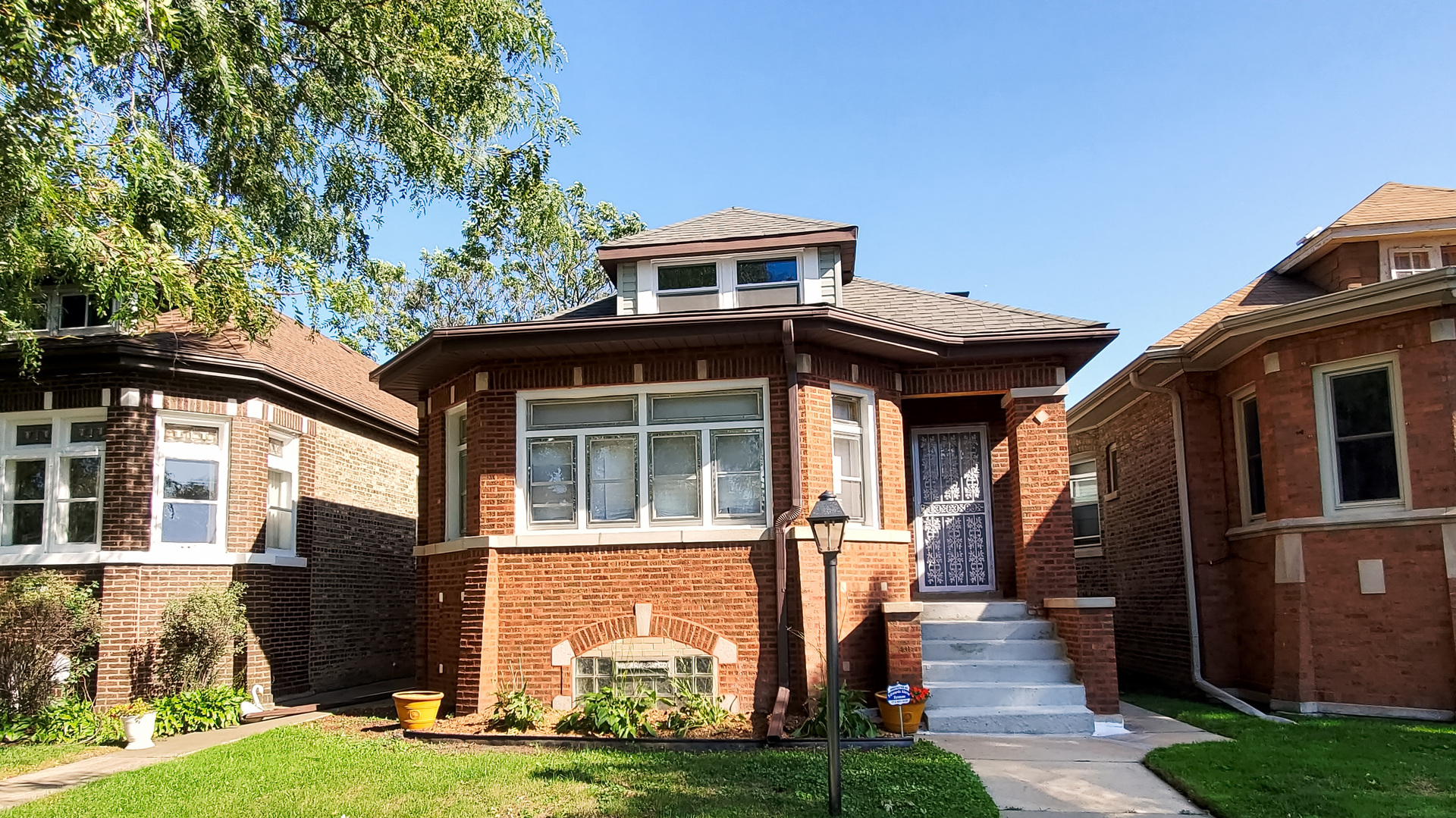 West Chatham Real Estate & West Chatham Chicago Information