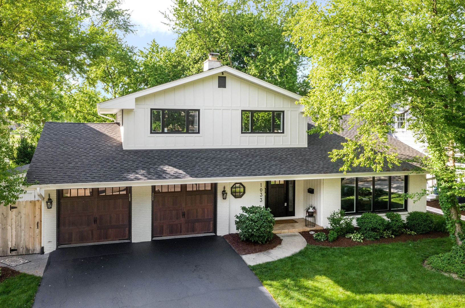 Homes for sale in the Cress Creek subdivision Naperville, Illinois
