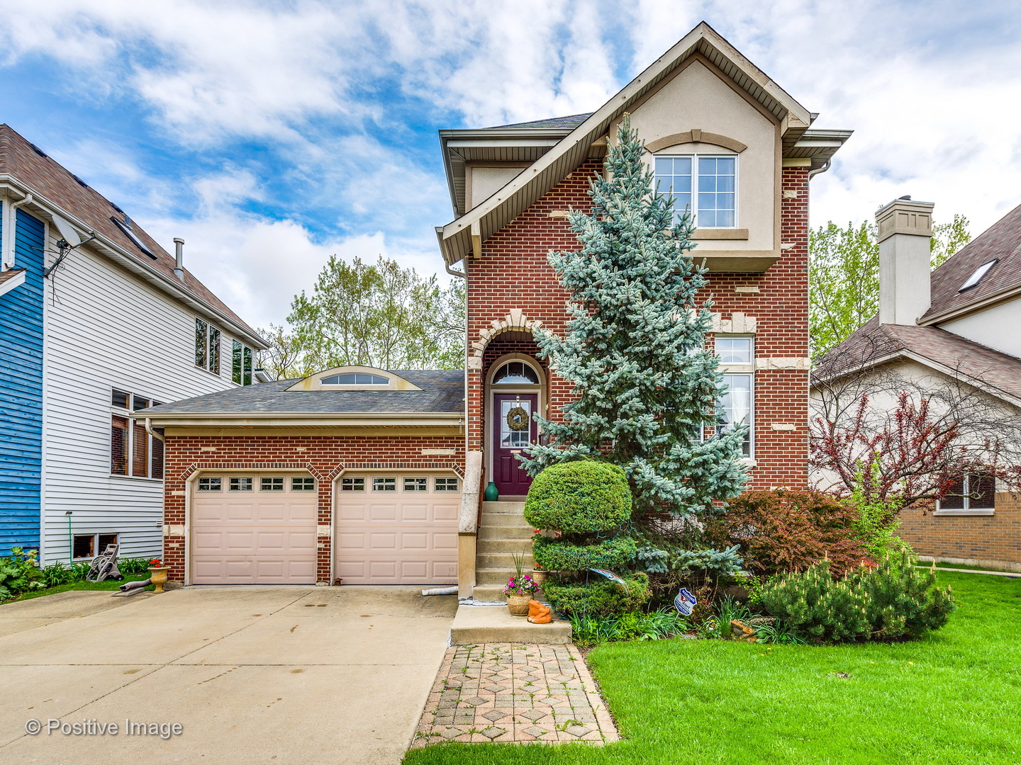 Sauganash Real Estate & Sauganash Chicago Information