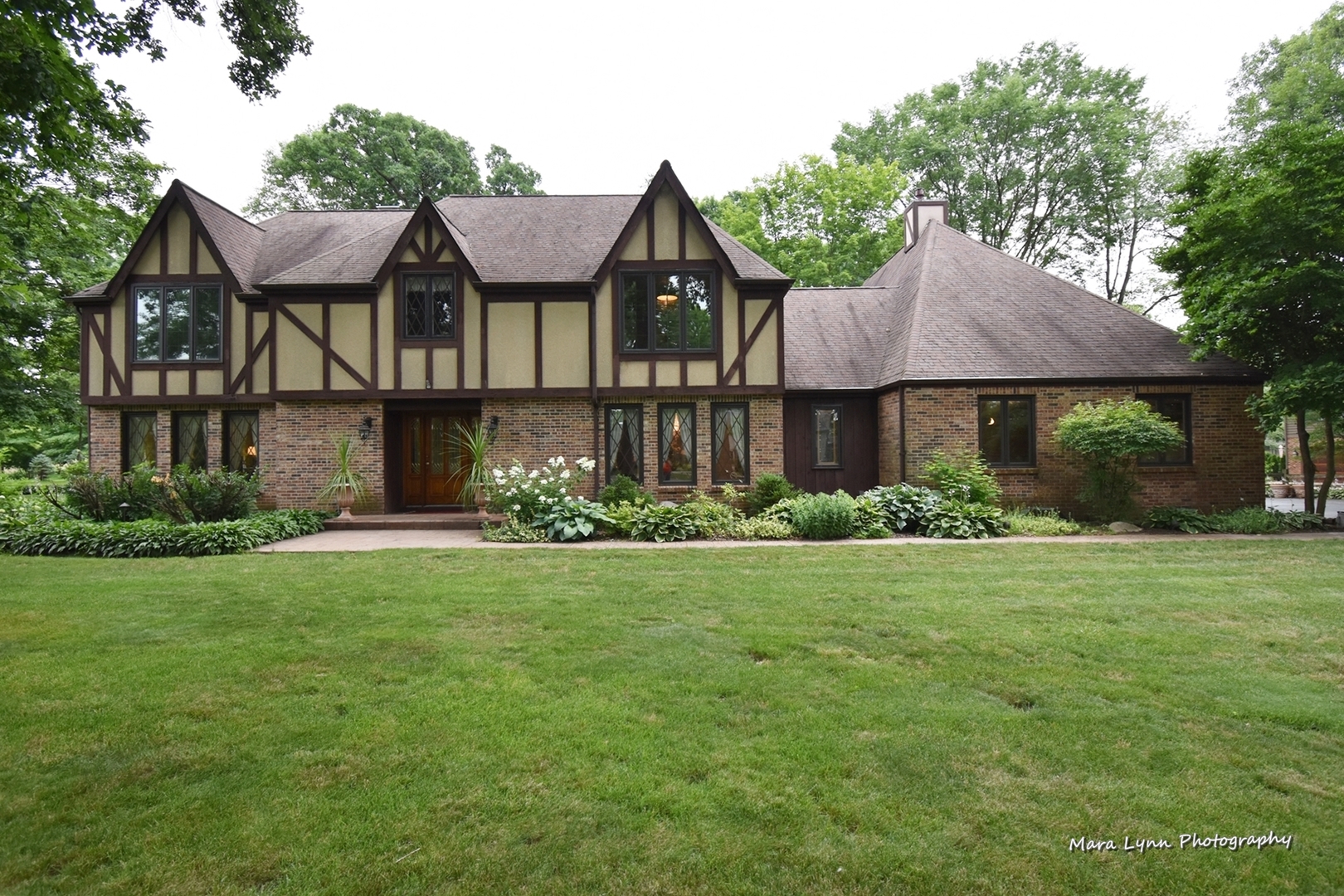 2S511 Heaton Park, Batavia, Illinois