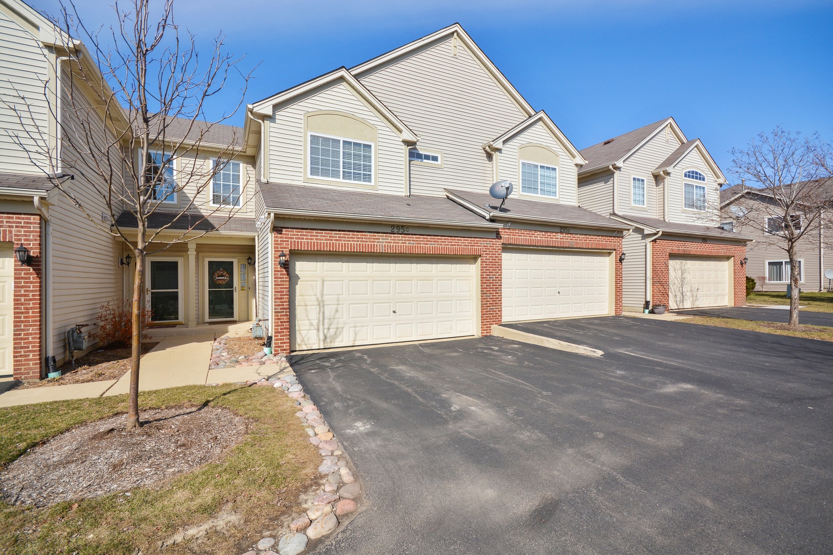 295 Thornwood, SOUTH ELGIN, Illinois