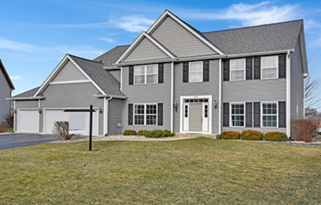 455 Bellar, North Aurora, Illinois