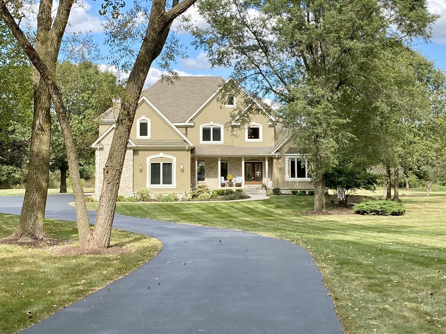 Homes For Sale In The Foxfire Subdivision Crystal Lake Illinois Real Estate