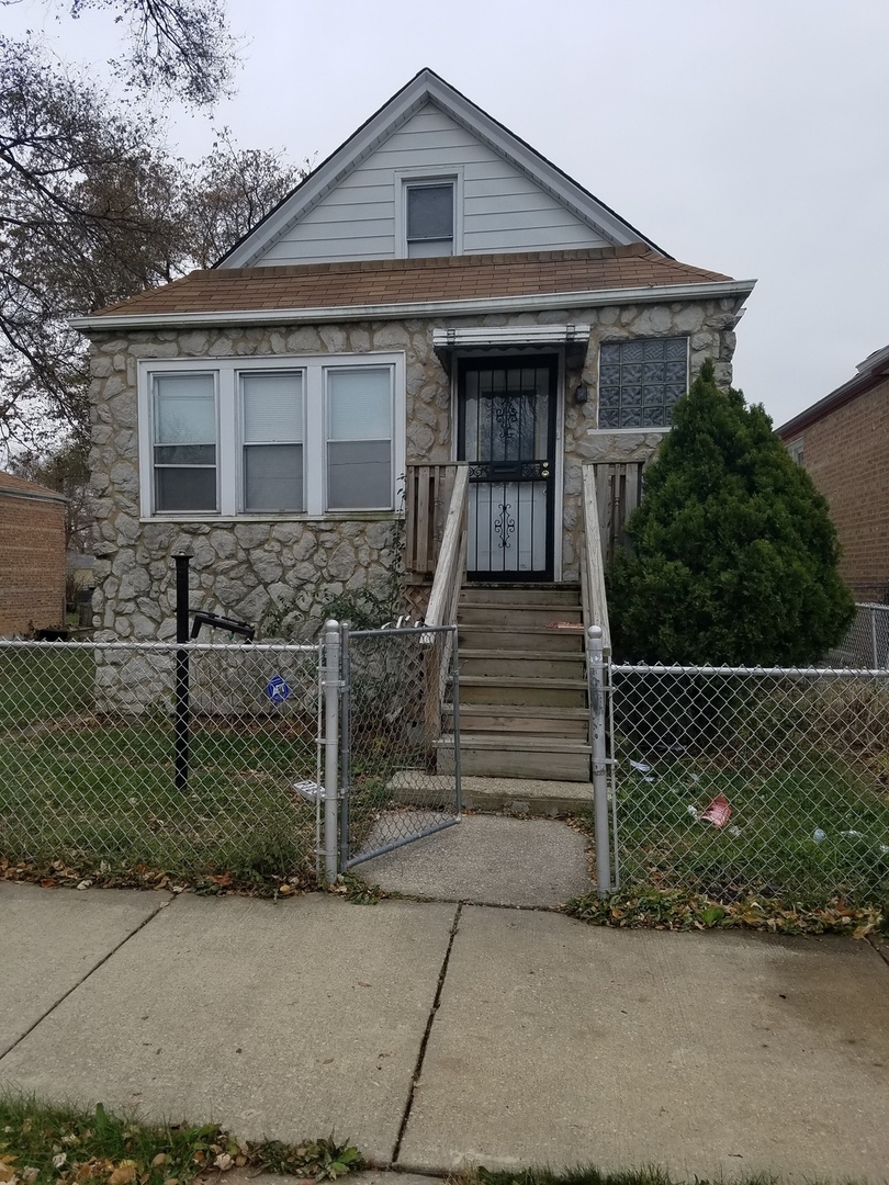 West Englewood Real Estate & West Englewood Chicago Information