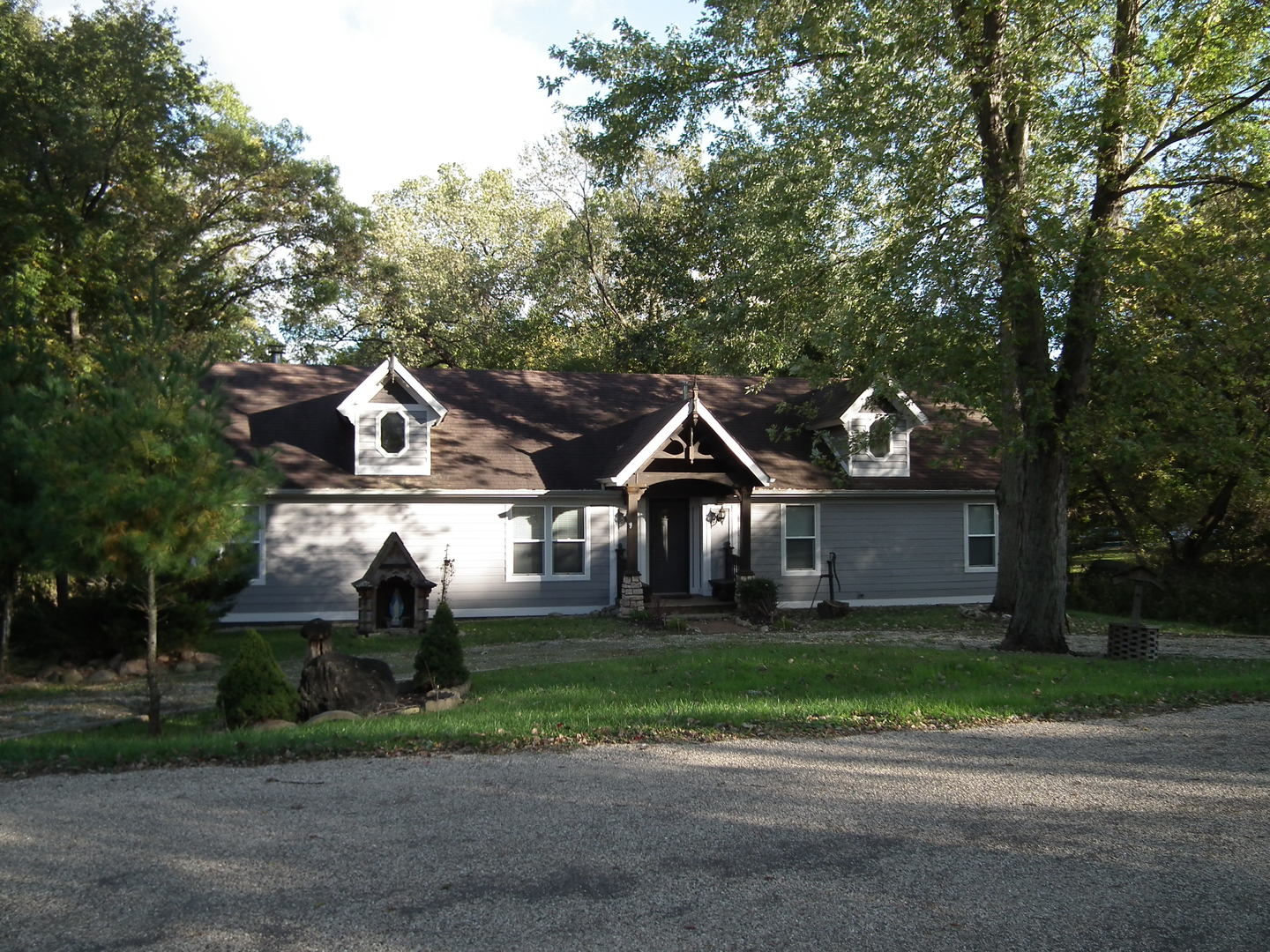 Homes for sale in the Lake Thunderbird subdivision Putnam, Illinois