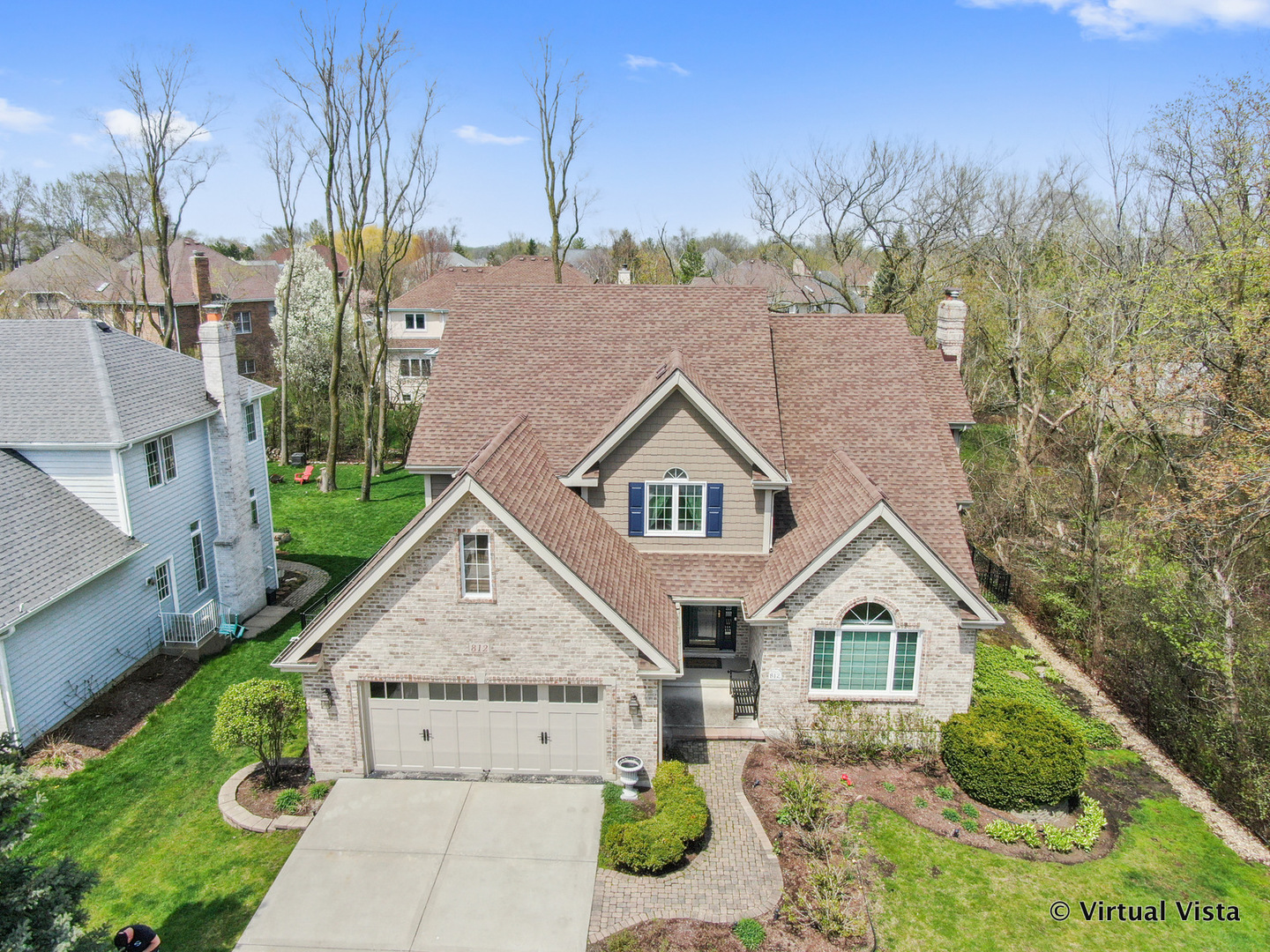 Luxury Homes for sale in Darien, Illinois | Darien MLS | Darien Real Estate