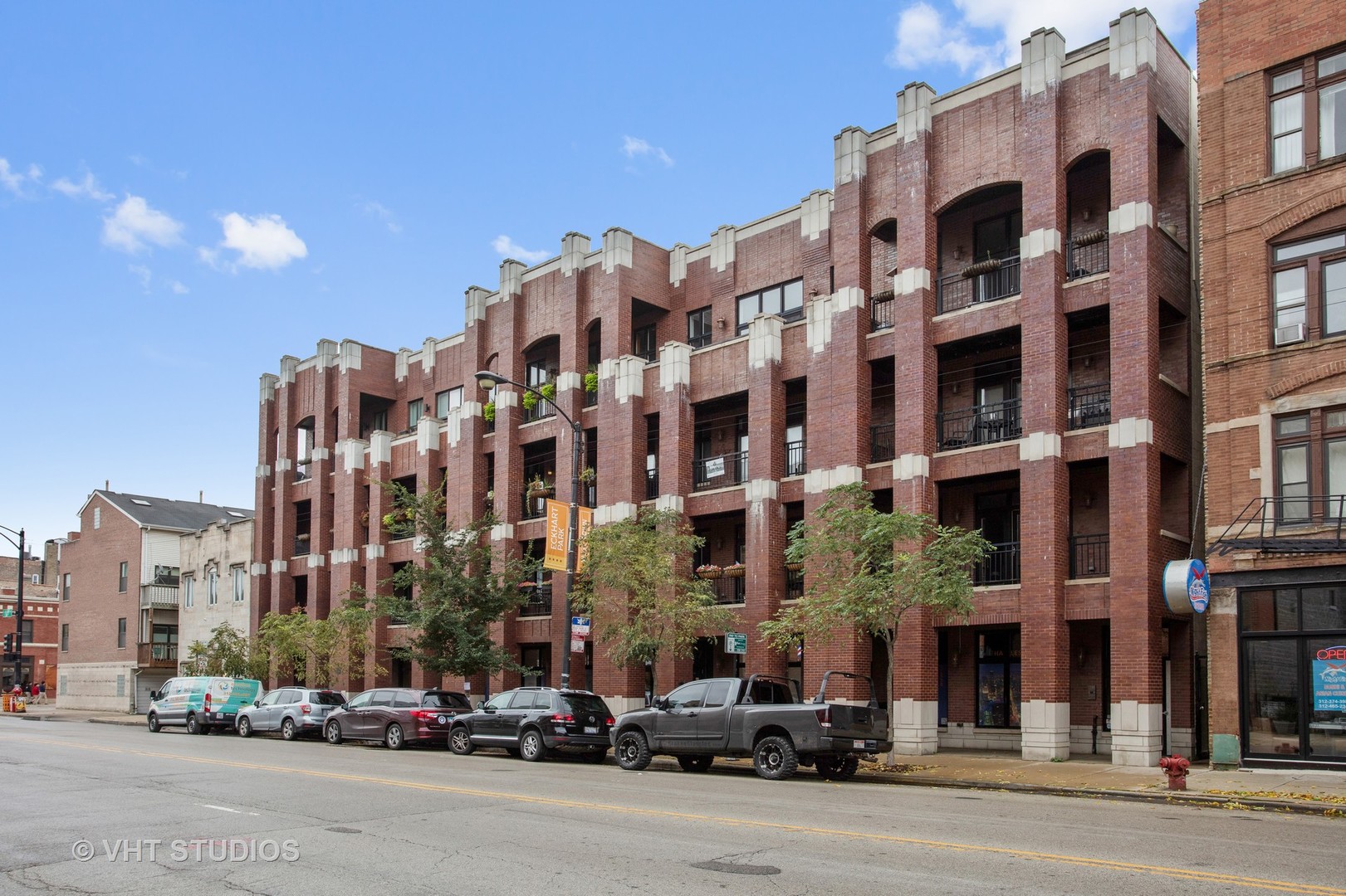 Noble Square Real Estate & Noble Square Chicago Information