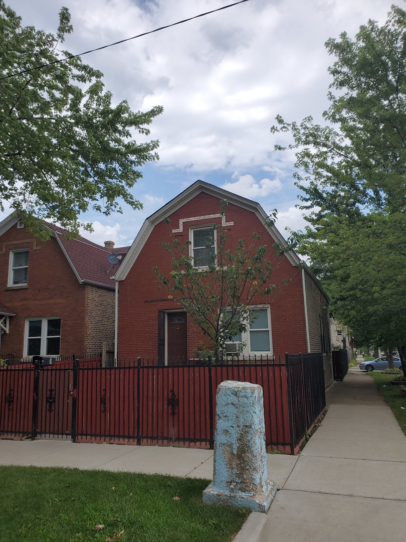 West Humboldt Park Real Estate & West Humboldt Park Chicago Information