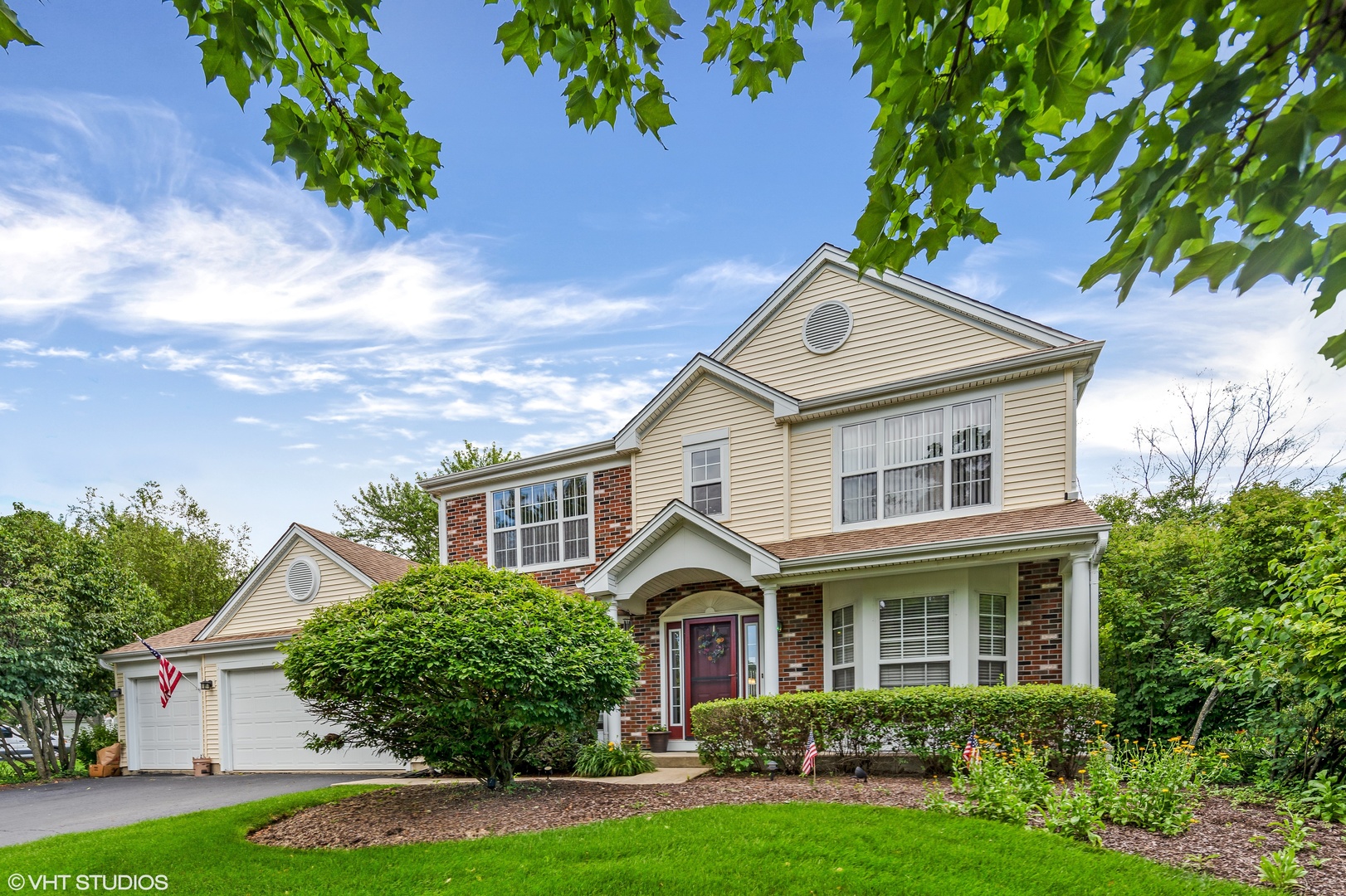 Homes for sale in the Fox Trails subdivision Cary, Illinois Real Estate