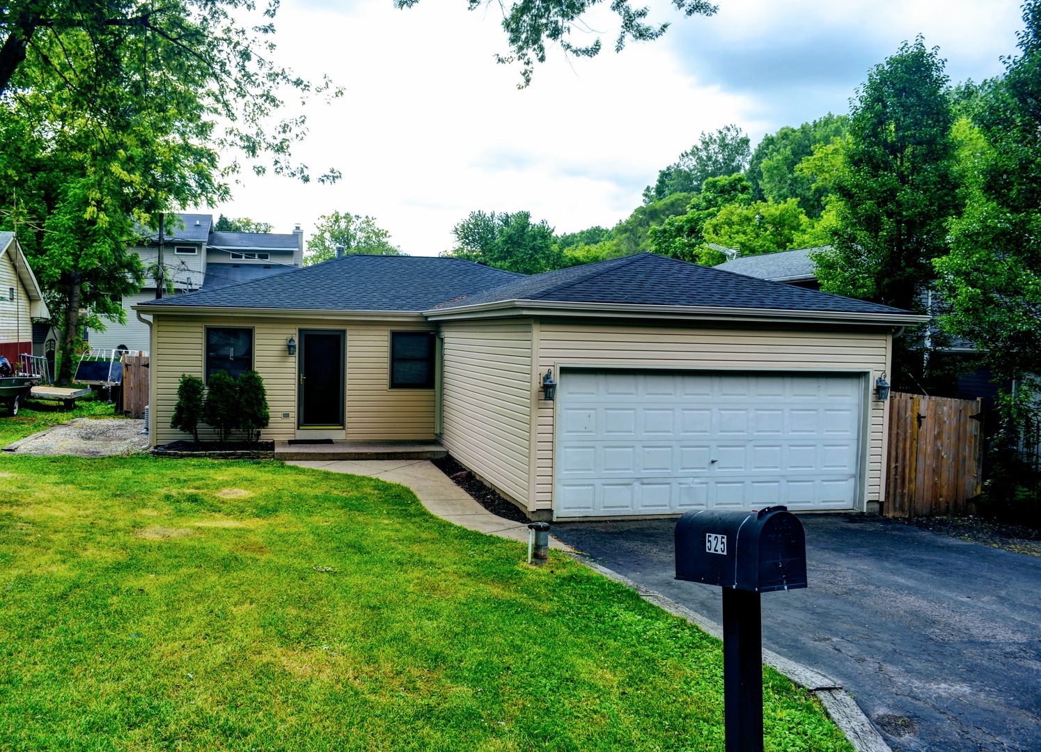 3 Bedroom Homes for sale in Lakemoor, Illinois Lakemoor MLS