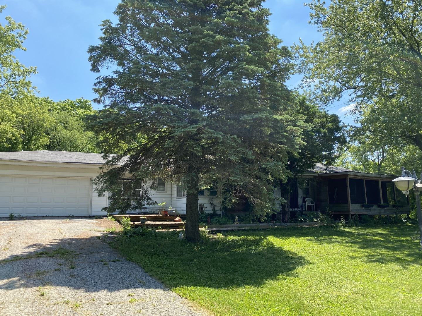 4N643 IL Route 47, Maple Park, Illinois