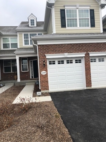 1219 Rockway Glen, Elgin, Illinois