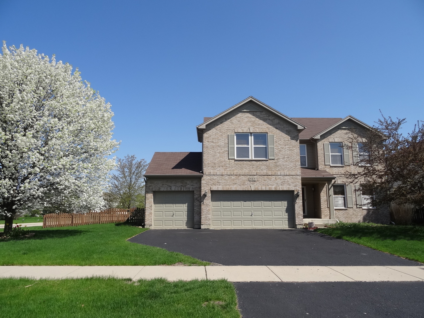 512 Holbrook, ELBURN, Illinois