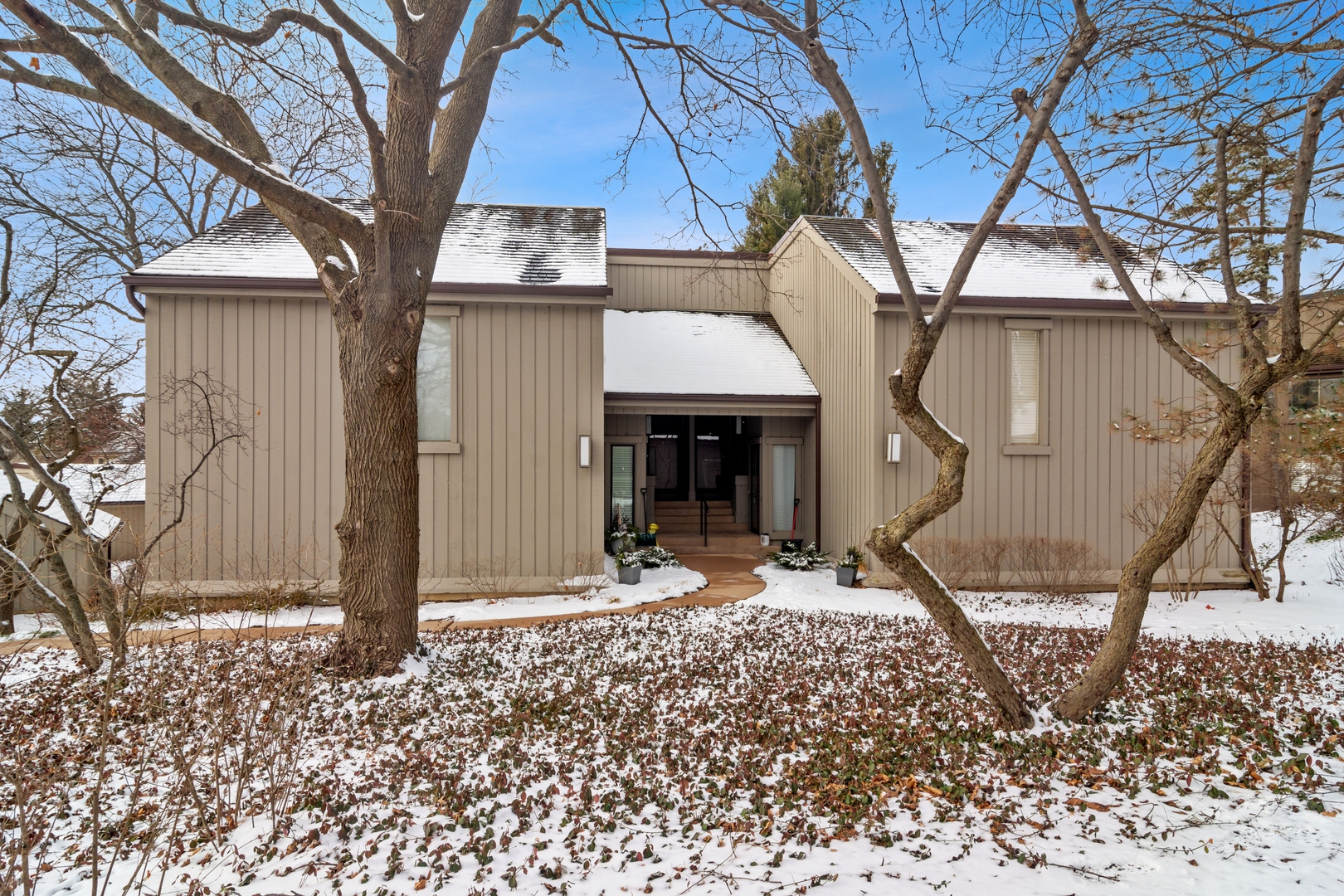 Homes for sale in the Lake Barrington Shores subdivision Lake