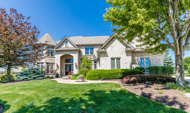 39W800 Henry David Thoreau, St. Charles, Illinois