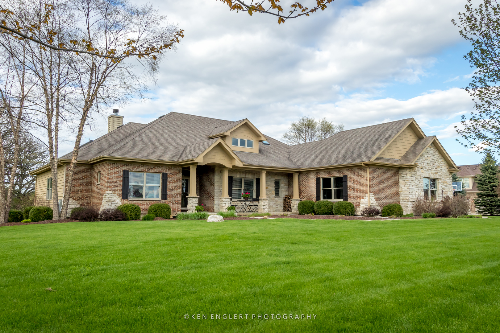 40 W 730 Stone Ridge, ELGIN, Illinois