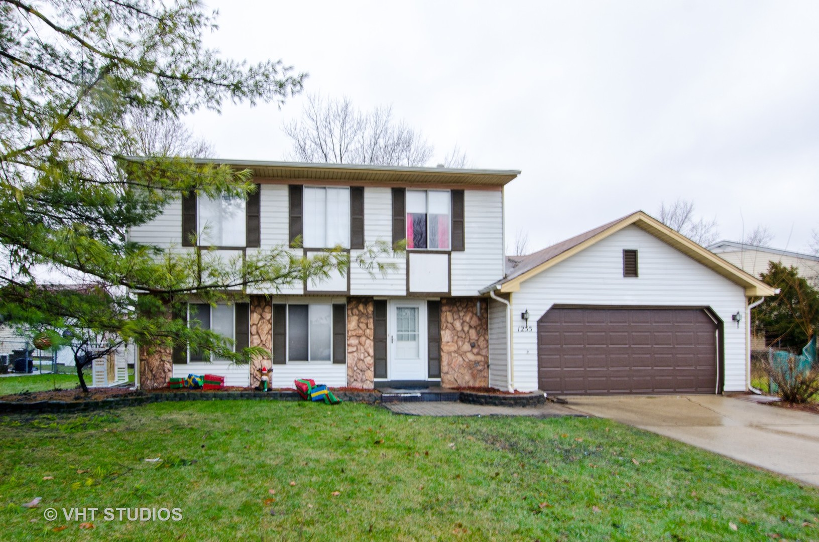 1255 Leawood, ELGIN, Illinois