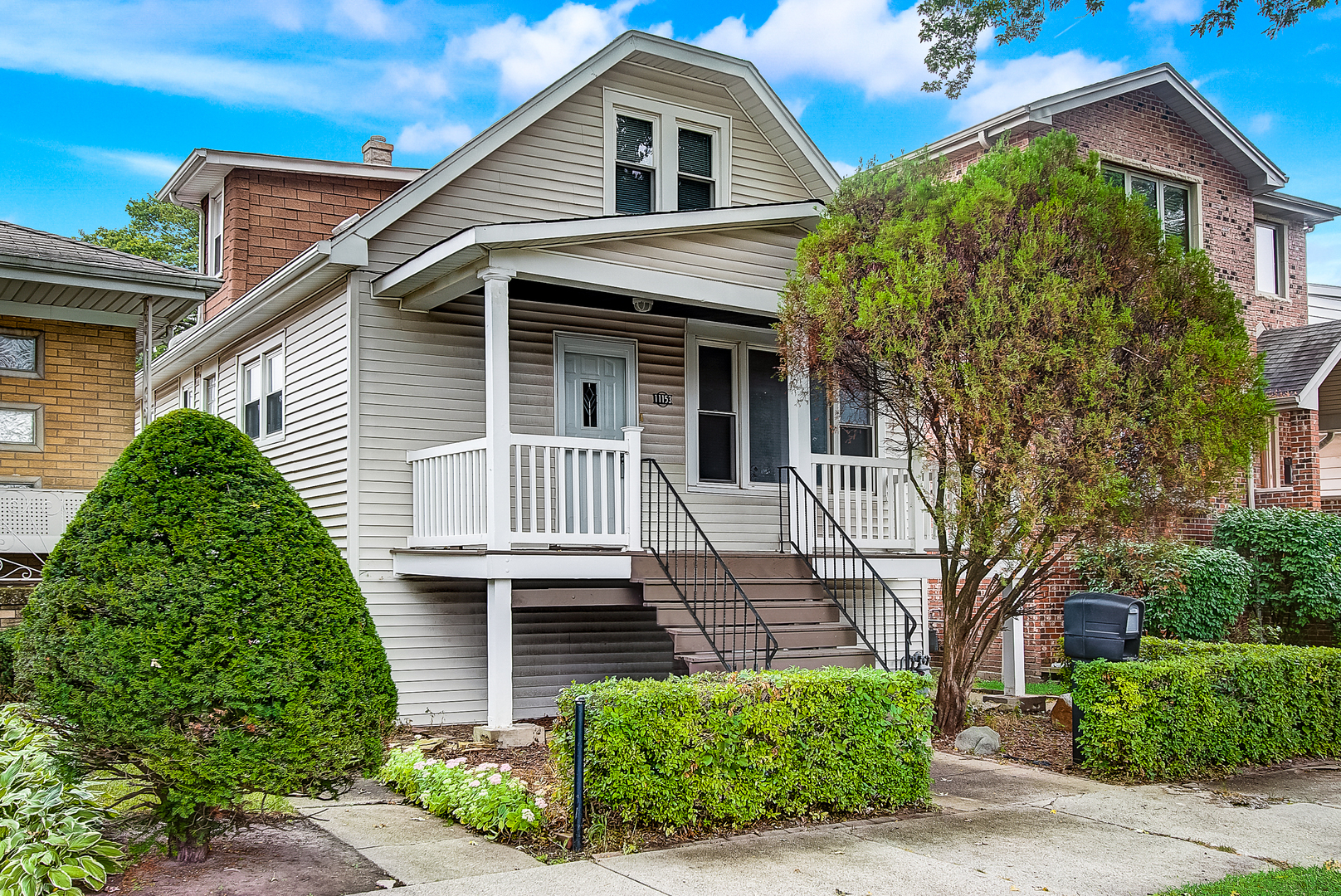 Mount Greenwood Real Estate & Mount Greenwood Chicago Information