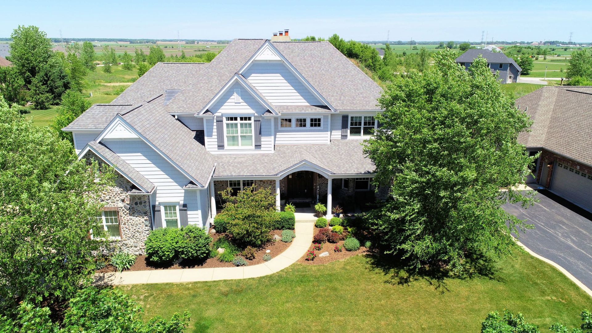 1749 Hunters Ridge, Sugar Grove, Illinois