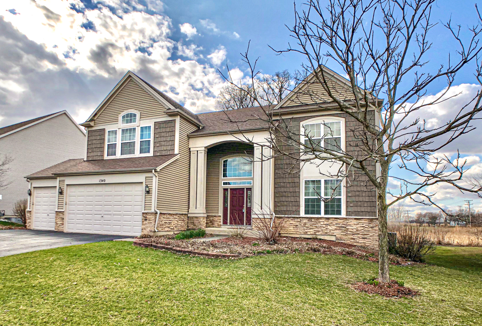 1340 Slater, Sugar Grove, Illinois