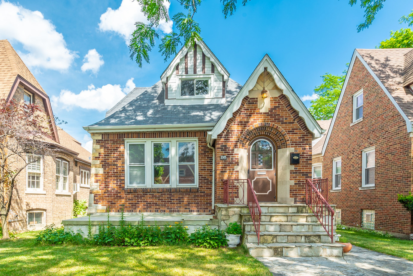 Schorsch Village Real Estate & Schorsch Village Chicago Information