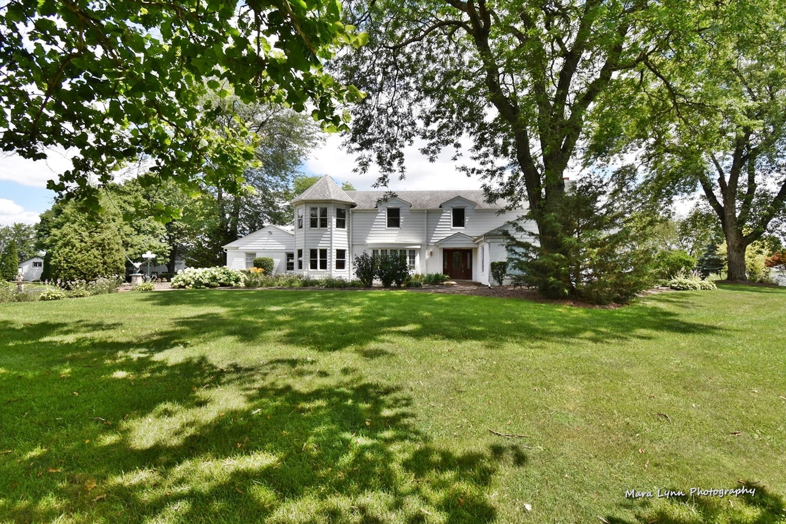 1S915 Deerpath, Batavia, Illinois
