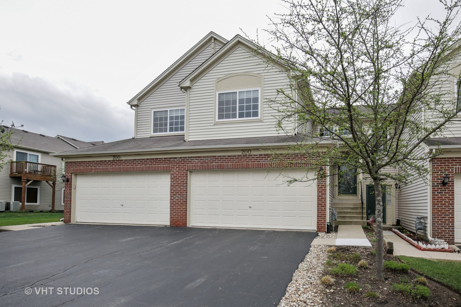 200 Nicole, SOUTH ELGIN, Illinois