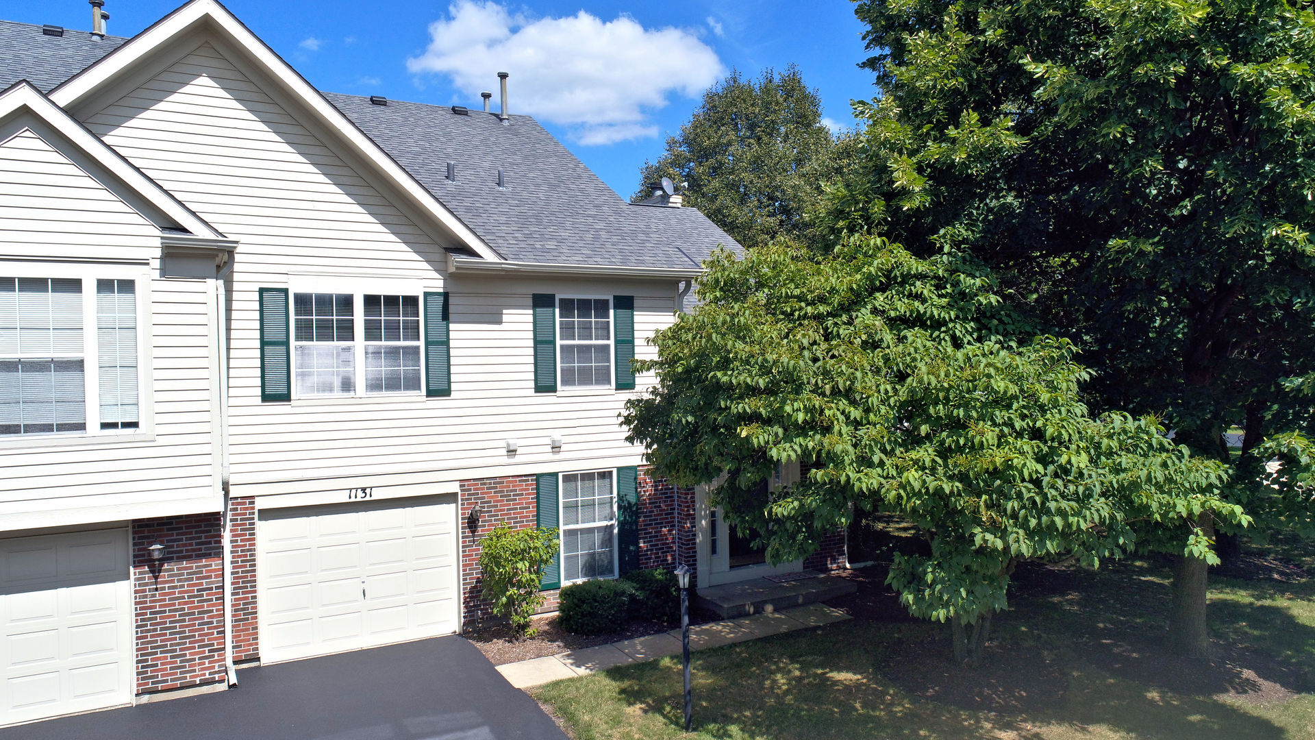 1131 Huntwyck, ELGIN, Illinois