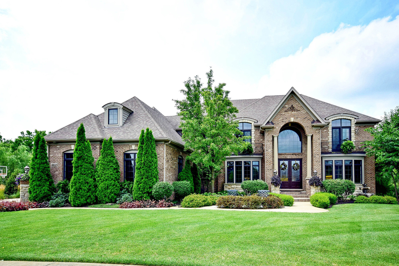 1052 Schonback, BATAVIA, Illinois