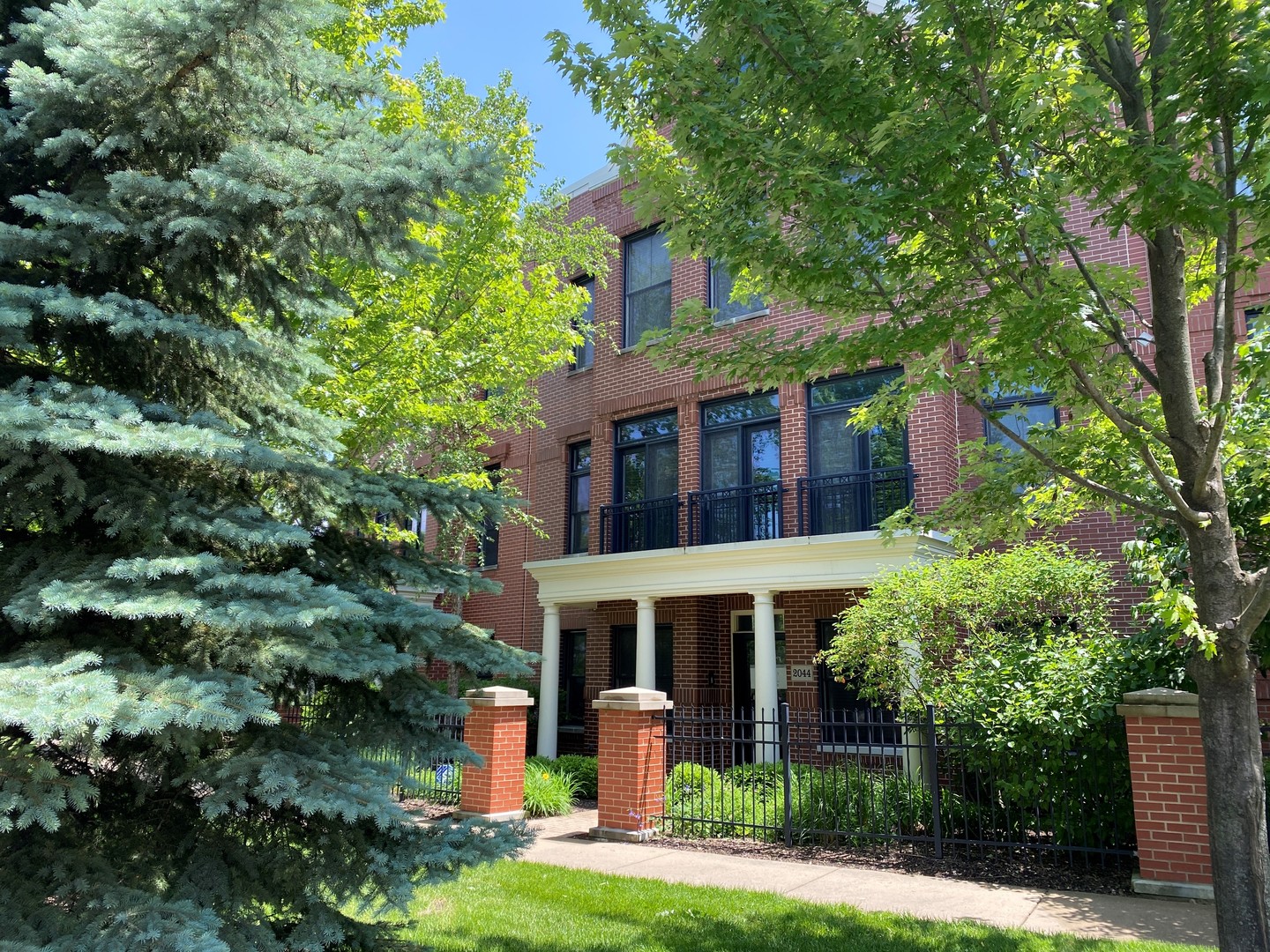 Homes for sale in the The Glen subdivision Glenview, Illinois Real Estate