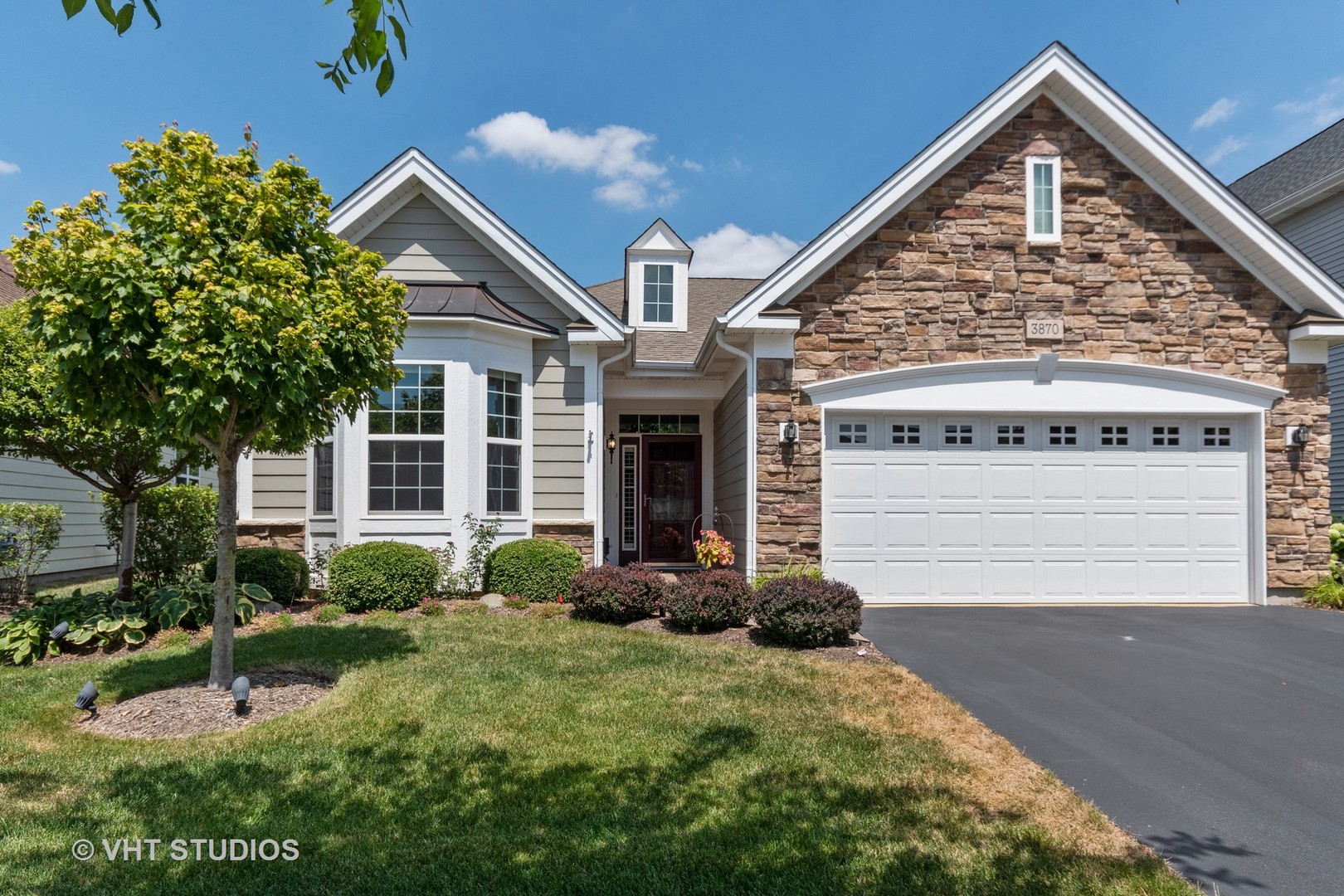 3870 Seigle, Elgin, Illinois