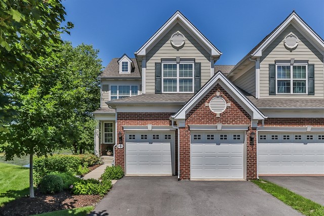 1203 Falcon Ridge, ELGIN, Illinois