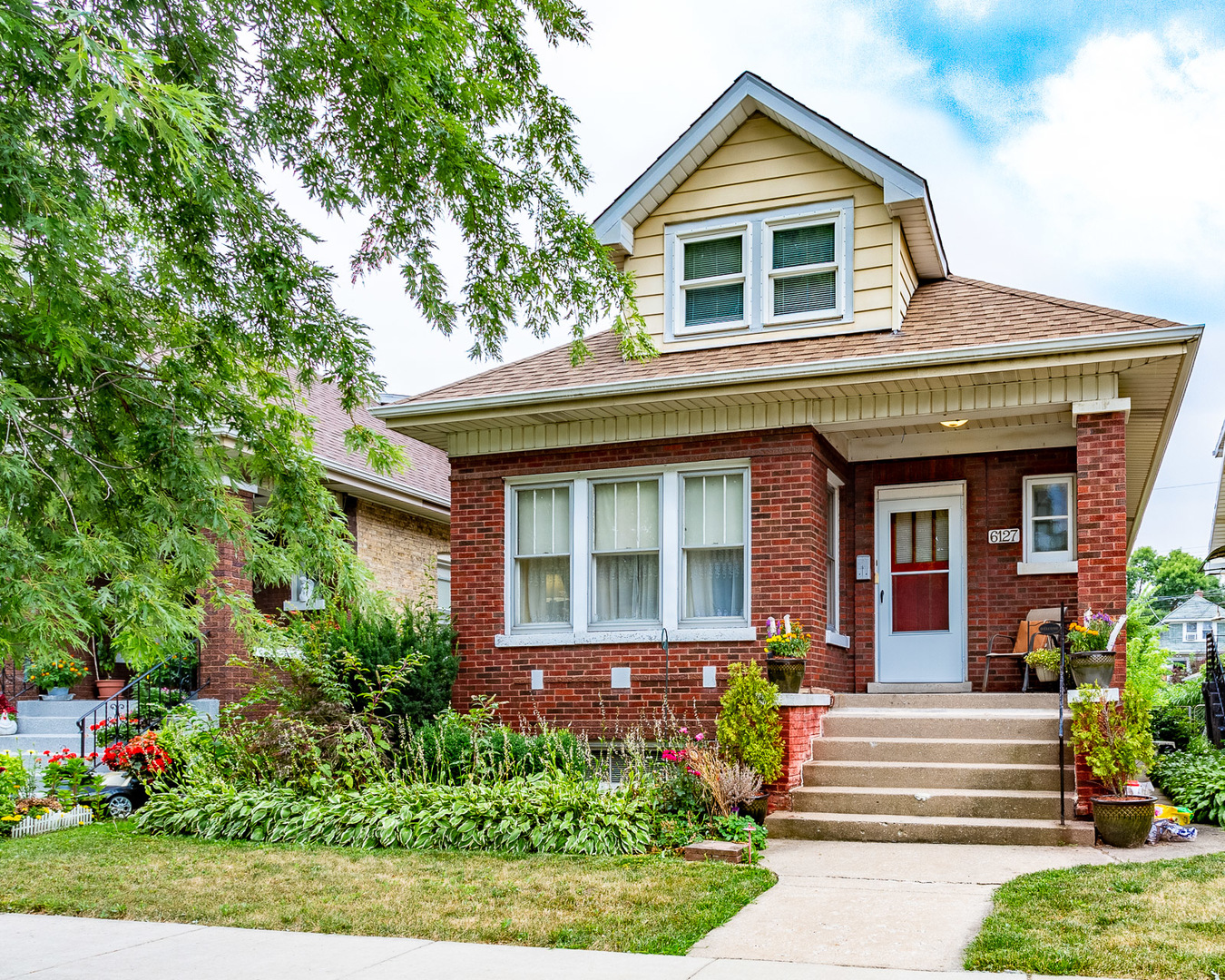 Portage Park Real Estate & Portage Park Chicago Information