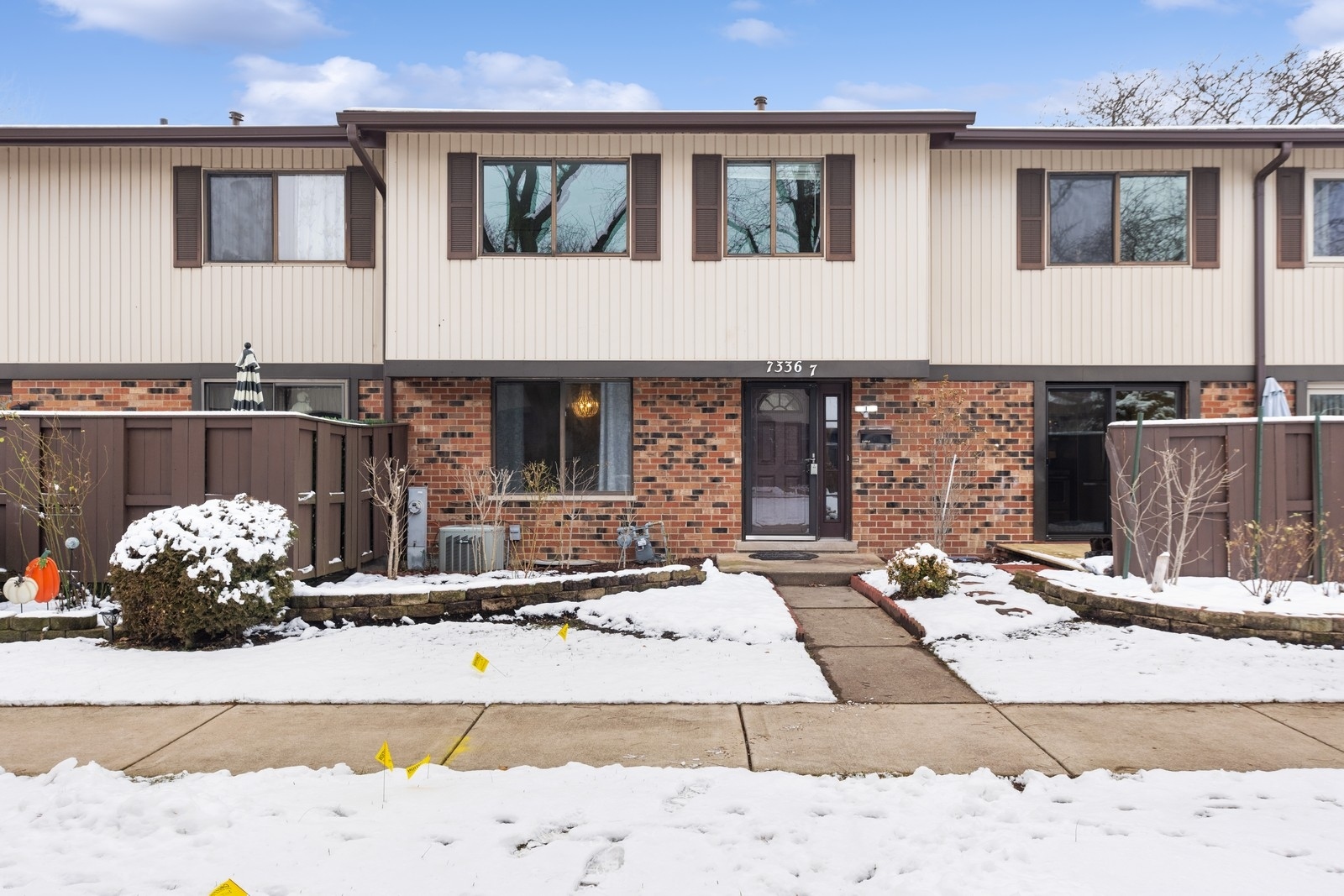 7336 Winthrop Way, Unit 7, Downers Grove, Il 60516